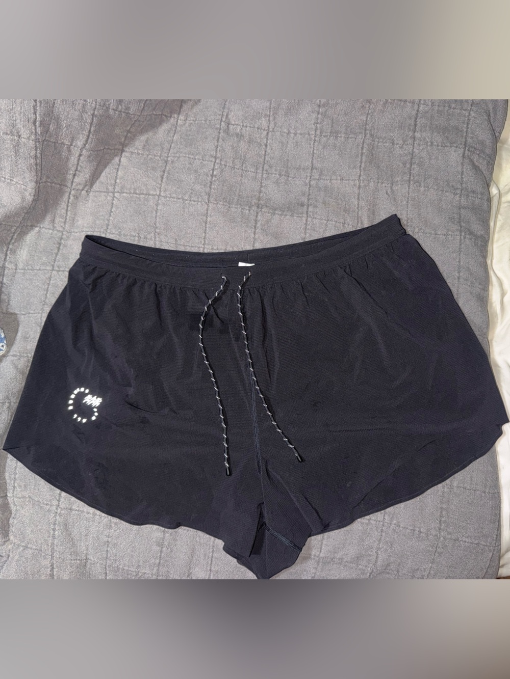 lululemon athletica Runners for All with Reflective Logo Accent